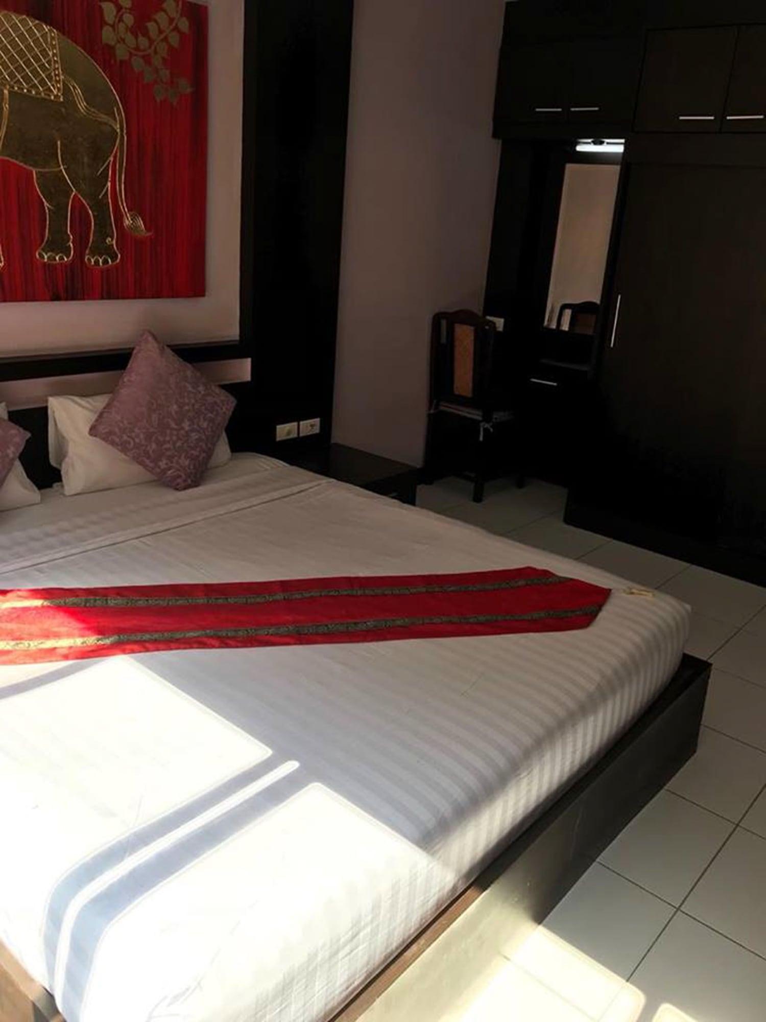 ซิป เลาจน์ แอนด์ อพาร์ตเมนต์ Hotel Pattaya ภายนอก รูปภาพ