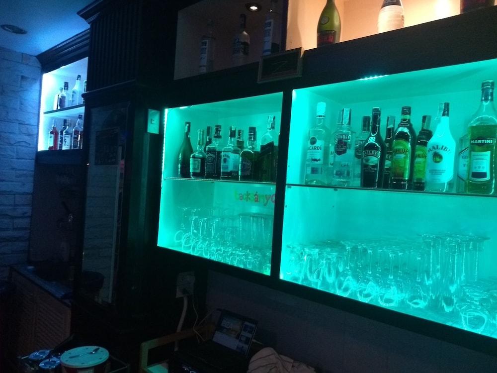 ซิป เลาจน์ แอนด์ อพาร์ตเมนต์ Hotel Pattaya ภายนอก รูปภาพ