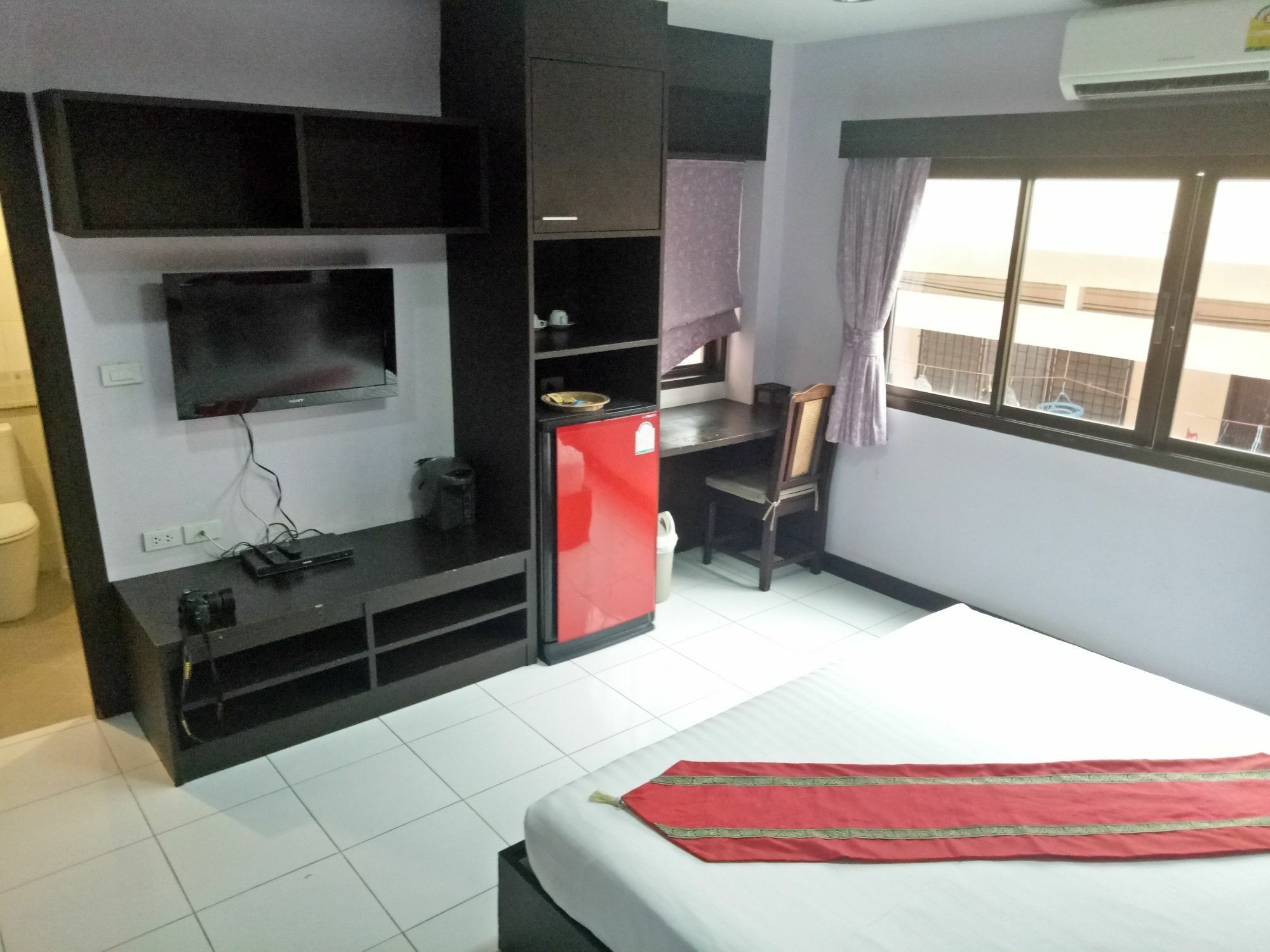 ซิป เลาจน์ แอนด์ อพาร์ตเมนต์ Hotel Pattaya ภายนอก รูปภาพ
